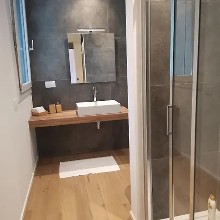 Portello Le Terrazze 1 *